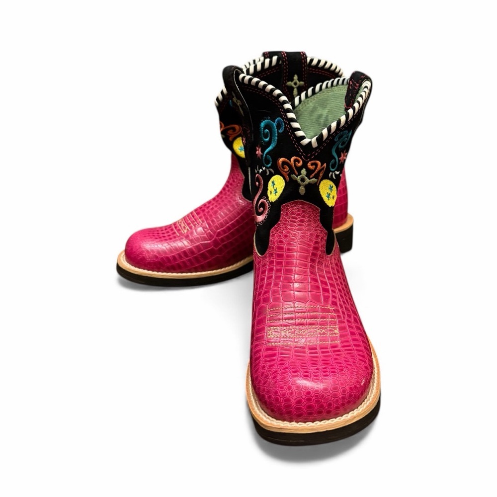 Ariat Girls Showaby Fiesta Vibrant Pink Embroidered Western Cowboy Boots